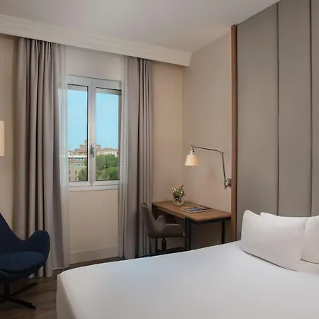 Nh De La Gare Hotell Bologna